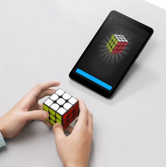 Rubik's Cube Smart Rubik's Cube with Six - Axis Sensor Magic Cube Professional - Madee's Boutique Puzzles Madee's Boutique 1 by 1 rubik's cube 100 by 100 rubik's cube100x100 rubik's cubeBlue