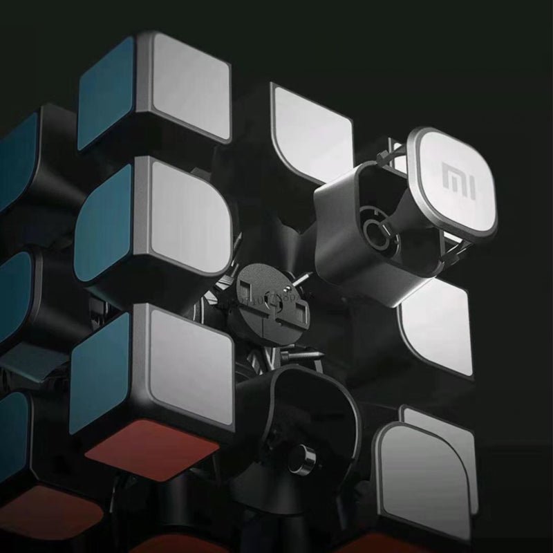 Rubik's Cube Smart Rubik's Cube with Six - Axis Sensor Magic Cube Professional - Madee's Boutique Puzzles Madee's Boutique 1 by 1 rubik's cube 100 by 100 rubik's cube100x100 rubik's cubeBlue