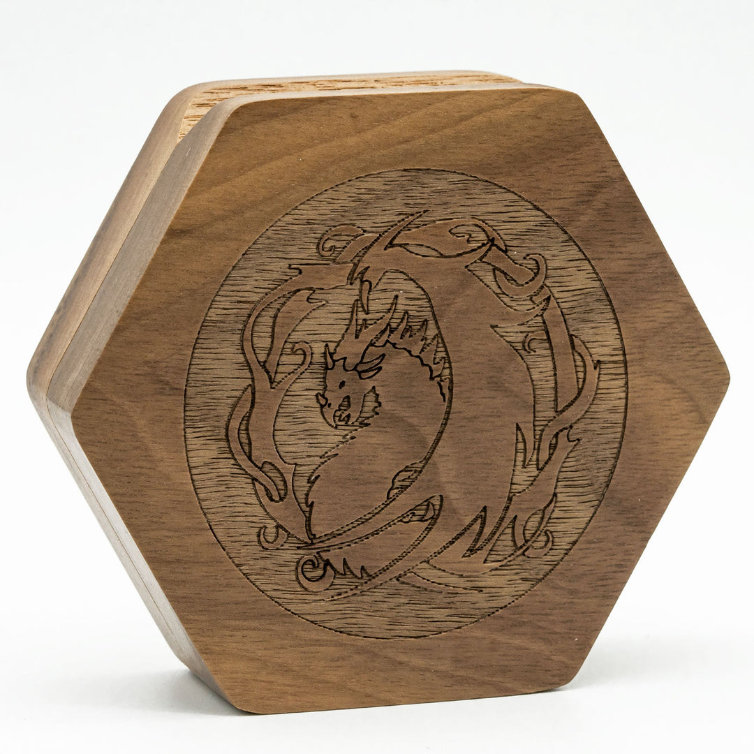 DND Hexagonal Wooden Dice Case with Magnetic Lid, D&D Dice Storage Box, for 1 Set of 16mm Dice - Madee's Boutique Madee's Boutique DS d & d d and d